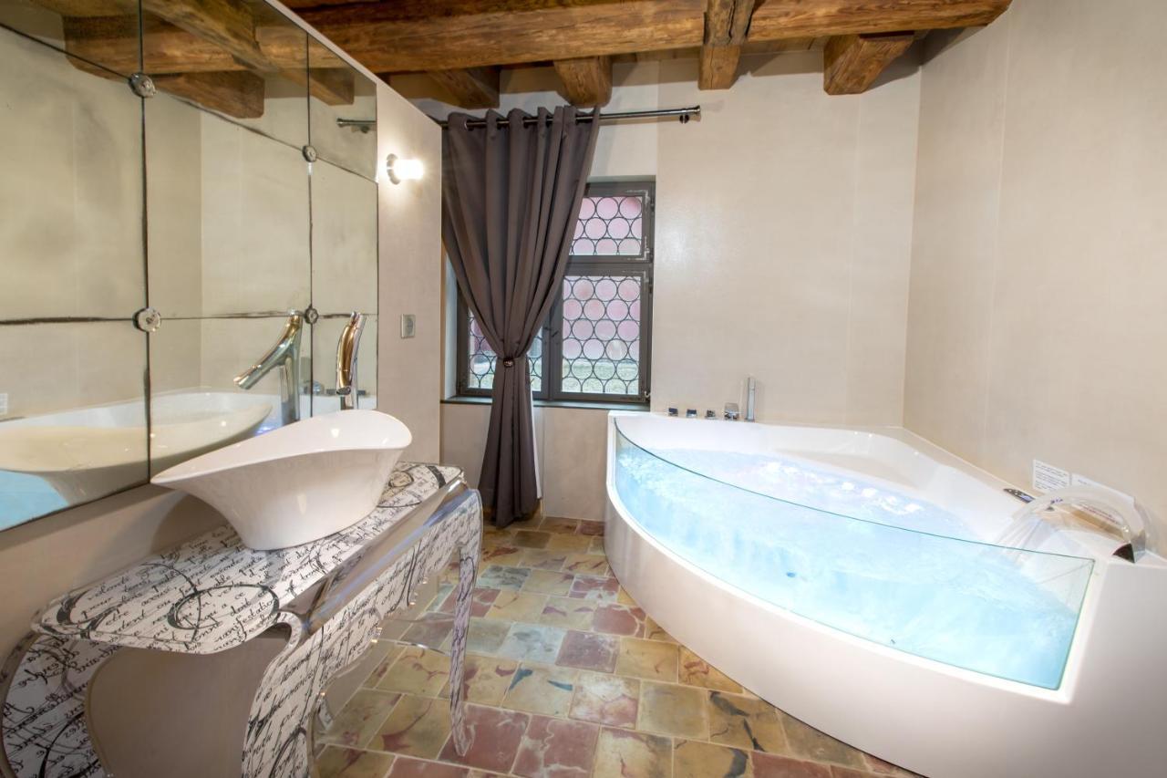 Le 1615 - Luxe Et Spa Кольмар Экстерьер фото